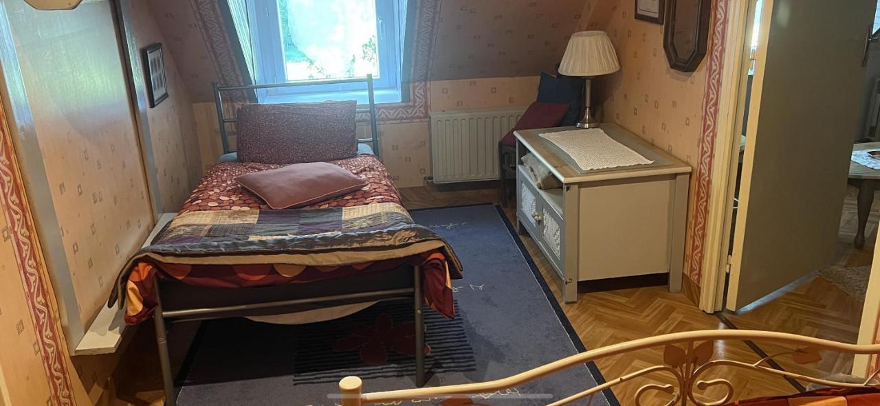 Double & Family Rooms In Tranquility In Blue Saint-Mars-sur-la-Futaie 外观 照片